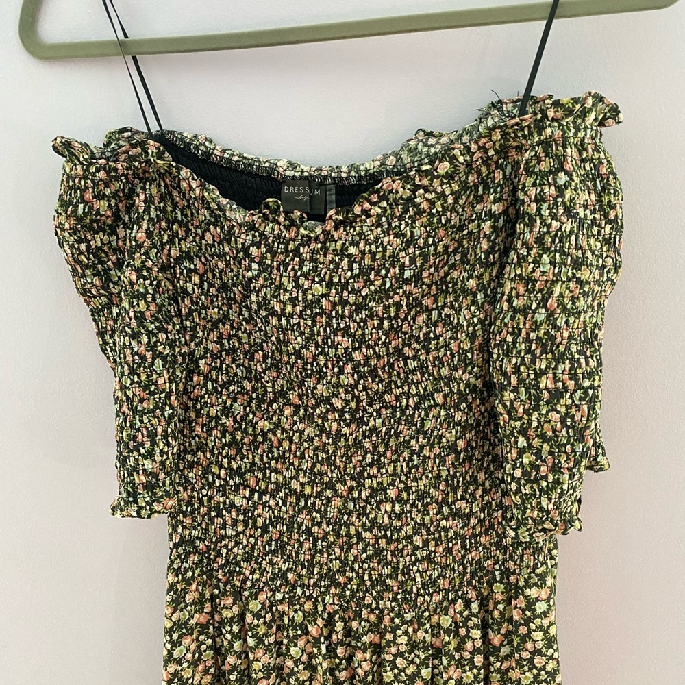Dress Forum | Smocked Bodice Floral Midi Dress - Picture 11 of 13